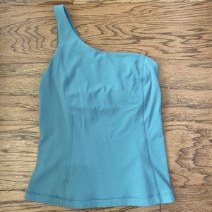 Lululemon: Cold Shoulder Tank